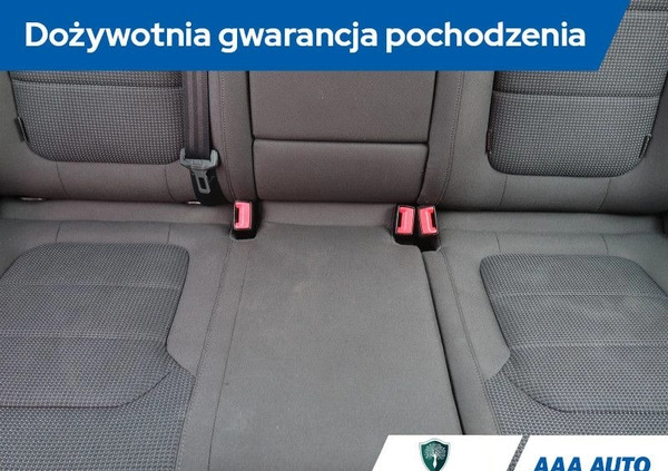 Volkswagen Passat cena 29000 przebieg: 310681, rok produkcji 2011 z Zdzieszowice małe 232